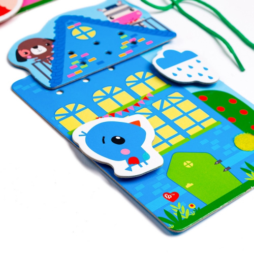 Развивающая игра-шнуровка Цветные домики