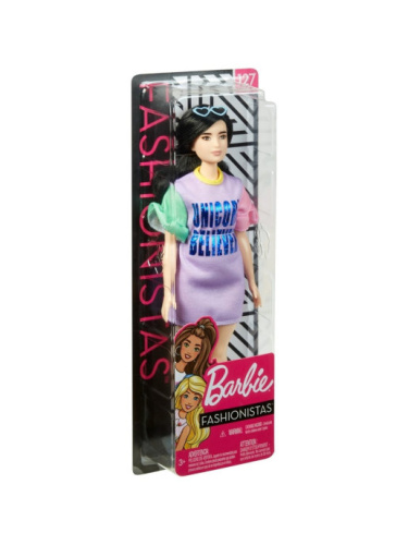 Кукла Barbie из серии игра с модой