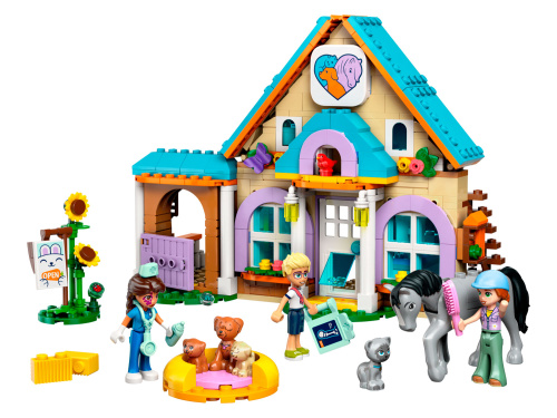 Конструктор LEGO Friends  Ветклиника для лошадей и питомцев