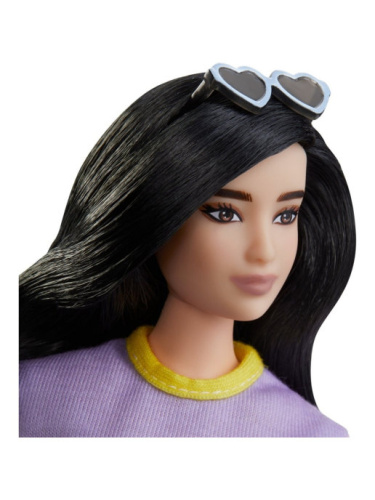 Кукла Barbie из серии игра с модой