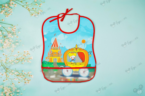 Нагрудник Бусинка ПВХ Сказки с карманом 36х29см