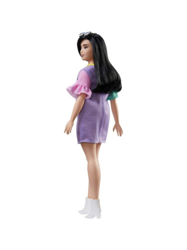 Кукла Barbie из серии игра с модой