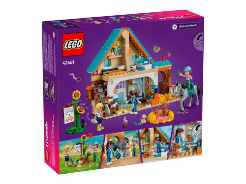 Конструктор LEGO Friends  Ветклиника для лошадей и питомцев